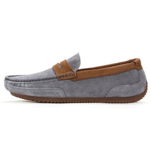 Load image into Gallery viewer, Tangnest Brand Men Suede Leather Loafers New 2017 British Style Men&#39;s Flats Man Comfortable Driving Shoes Man Moccasins XMR2522
