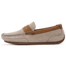 Load image into Gallery viewer, Tangnest Brand Men Suede Leather Loafers New 2017 British Style Men&#39;s Flats Man Comfortable Driving Shoes Man Moccasins XMR2522
