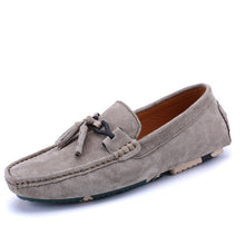 Load image into Gallery viewer, Tangnest Faux Suede Men Loafers Spring New Fashion Fringe Casual Drving Shoes For Man Slip On Breathable Light Men Flats XMR2805
