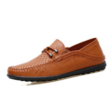 Load image into Gallery viewer, Tangnest Spring Summer Men Casual Shoes Breathable Genuine Loafers Comfortable Flats Lazy Man Driving Shoes Moccasins XMR2814