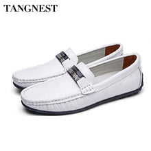 Load image into Gallery viewer, Tangnest NEW Autumn Men&#39;s Cow Leather Loafers Metal Decoration Slip-on Flats Men Driving Shoes Moccasins Size 38~47 XMR2979